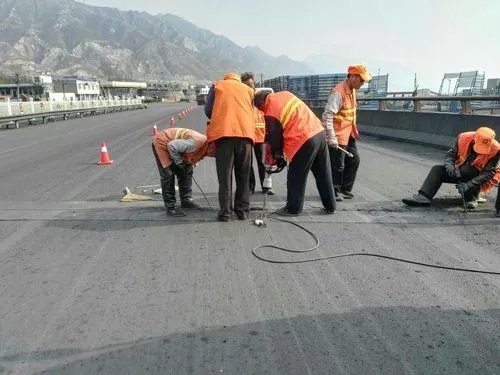 三原道路桥梁病害治理